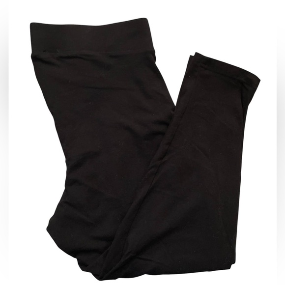torrid Pants - Torrid Black Cropped Cotton leggings Size 1 Slimming Soft comfortable layering